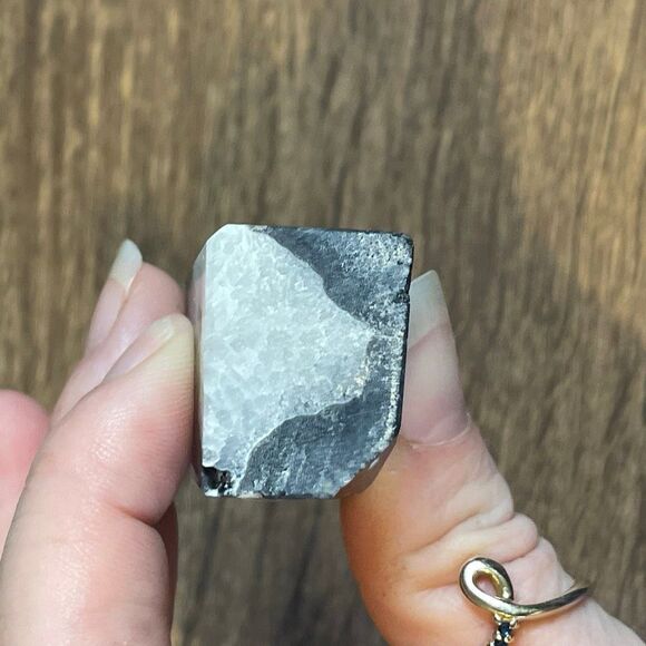 Black lace agate tower 4-sided druzy crystal banded banding, onyx, emotional hea - Picture 3 of 8